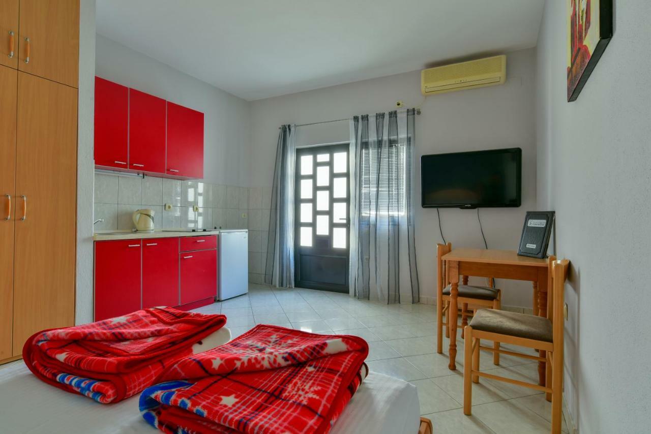 Apartments Srzentic Petrovac المظهر الخارجي الصورة