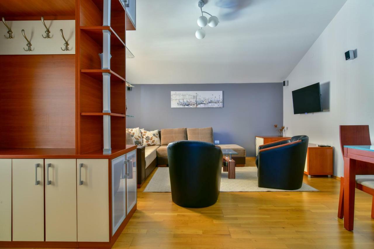 Apartments Srzentic Petrovac المظهر الخارجي الصورة