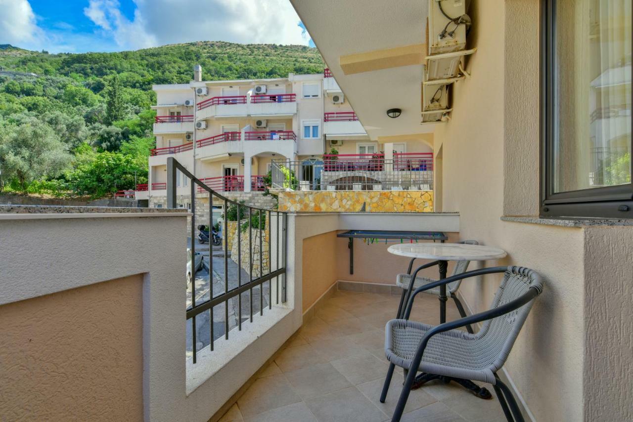 Apartments Srzentic Petrovac المظهر الخارجي الصورة